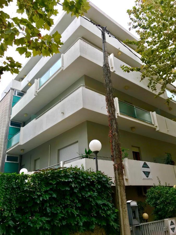Battigia Rimini - Appartamenti Vacanze Exterior photo